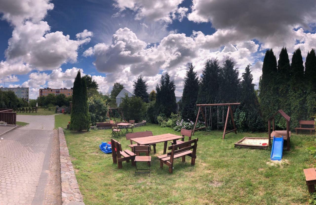 Pokoje Goscinne & Restauracja Pestka Choczewo Bagian luar foto