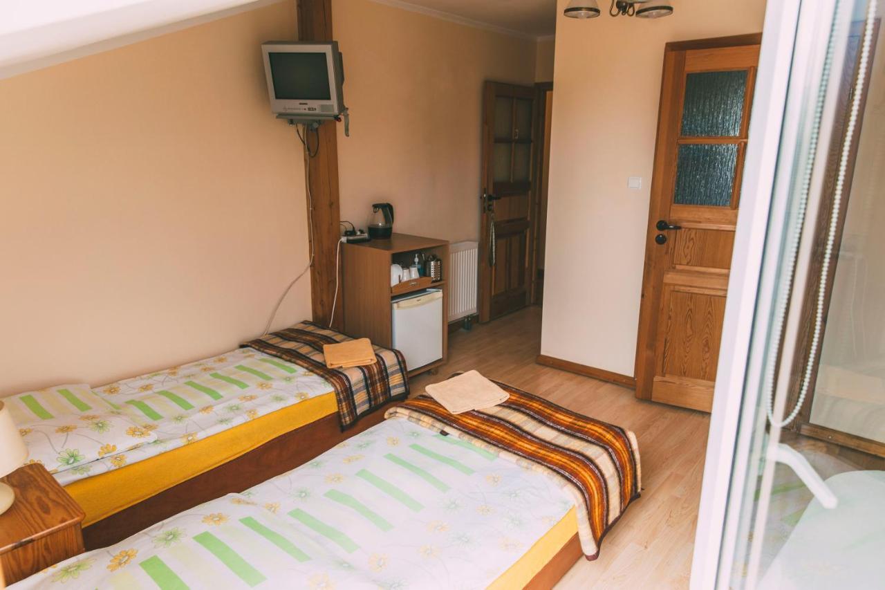 Pokoje Goscinne & Restauracja Pestka Choczewo Bagian luar foto