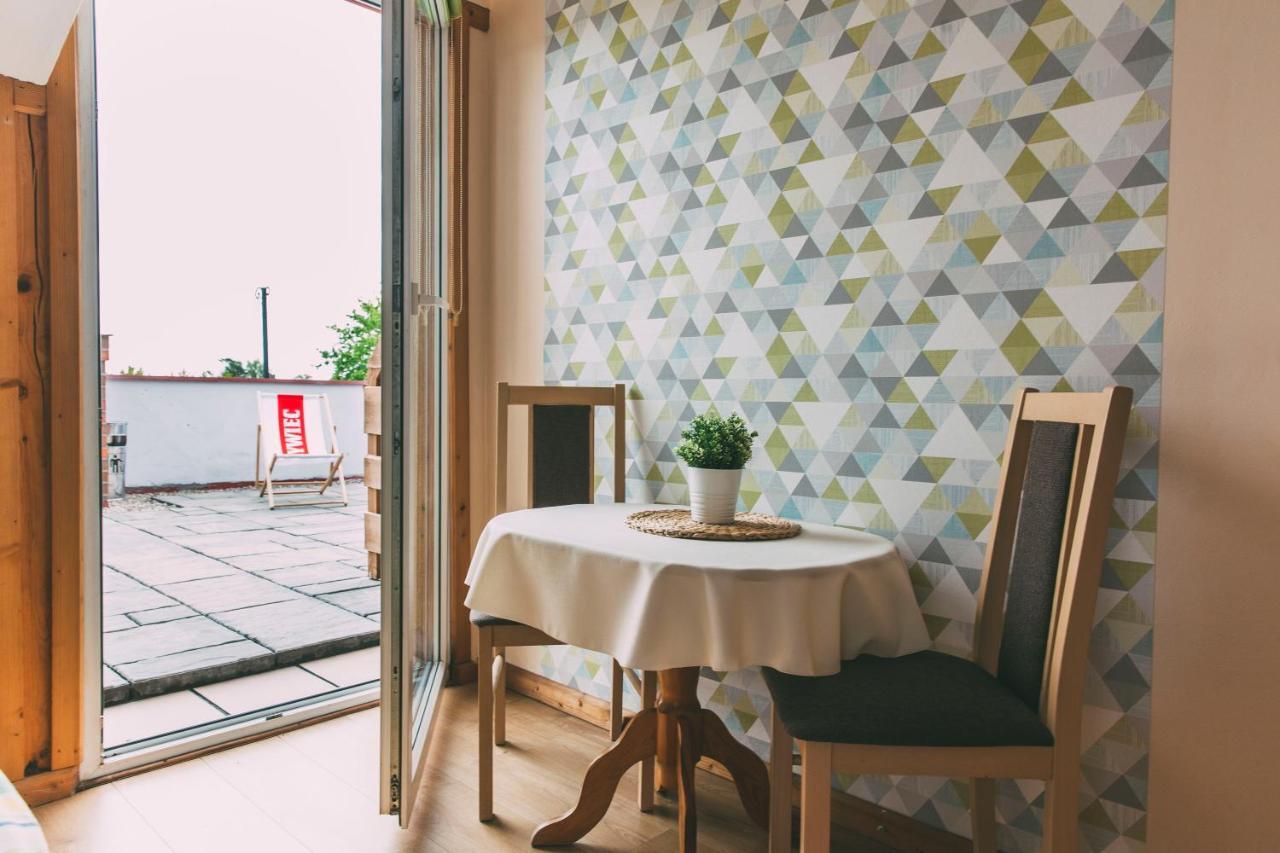 Pokoje Goscinne & Restauracja Pestka Choczewo Bagian luar foto