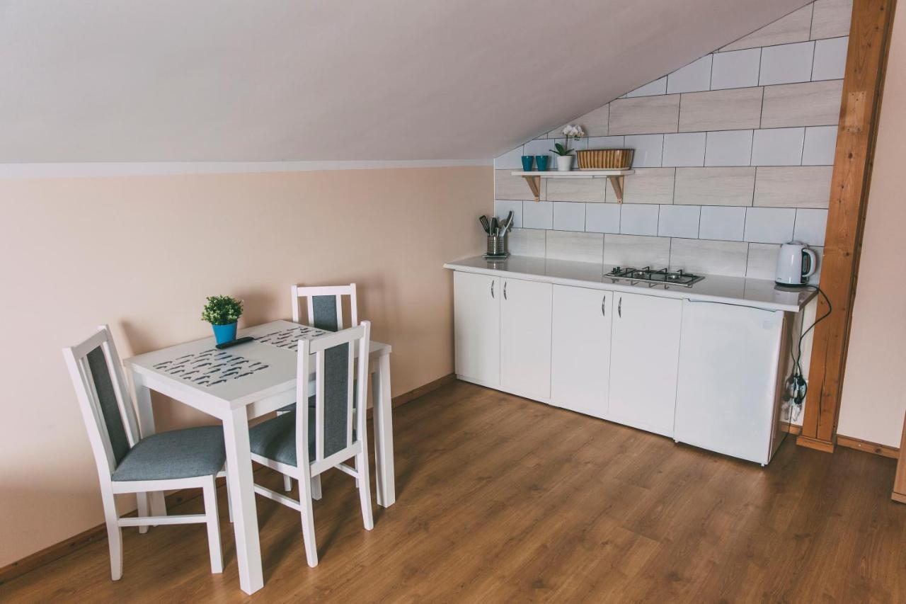 Pokoje Goscinne & Restauracja Pestka Choczewo Bagian luar foto